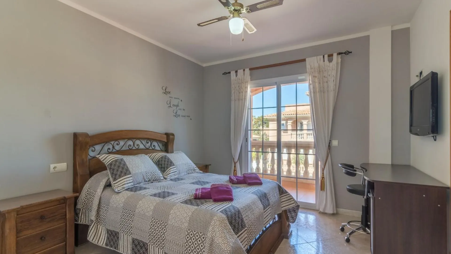 Holiday Home, 400M From The Sea Llucmajor