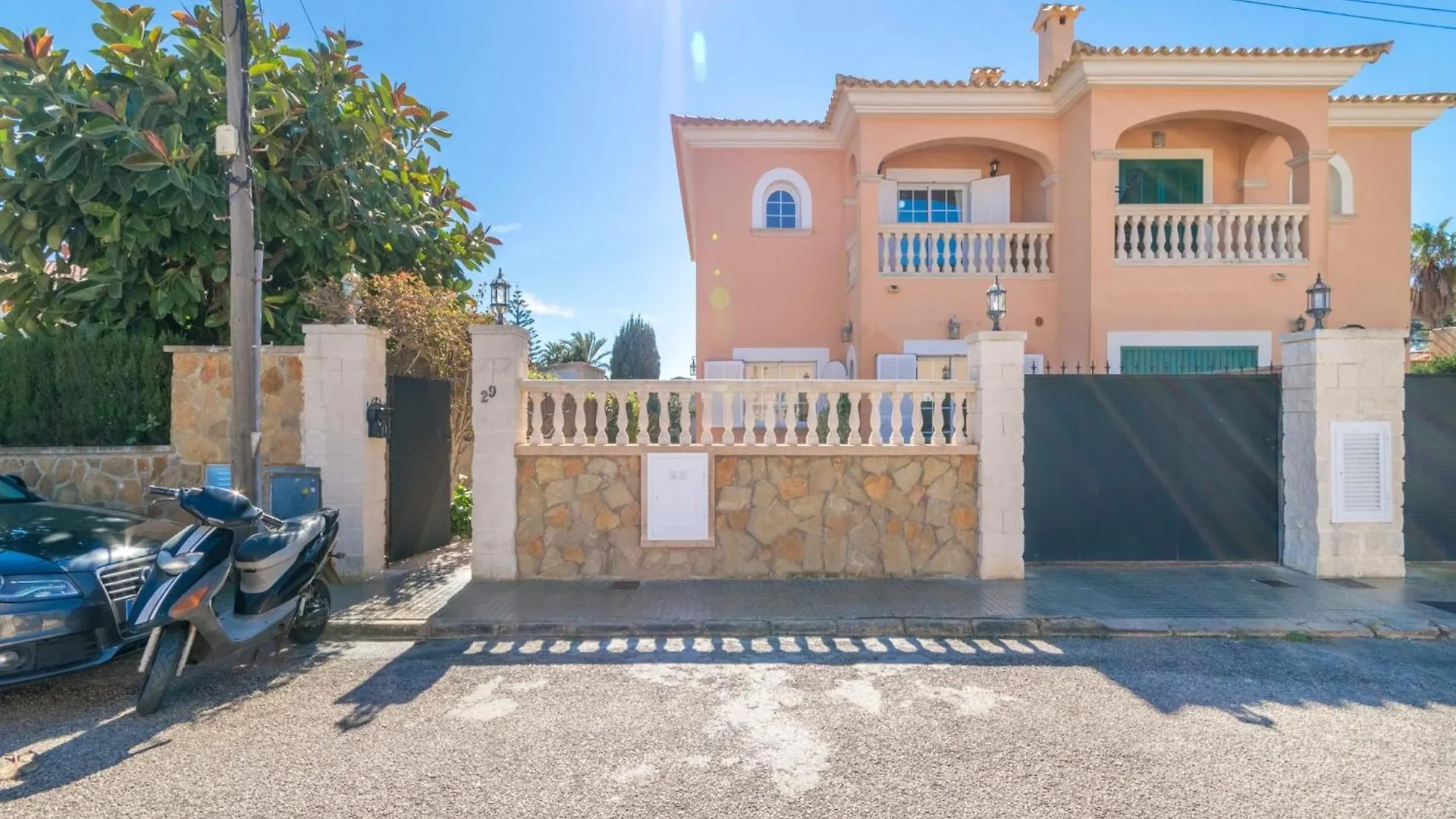Holiday Home, 400M From The Sea Llucmajor